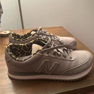 New Balance Gray Sneakers with Leopard Print